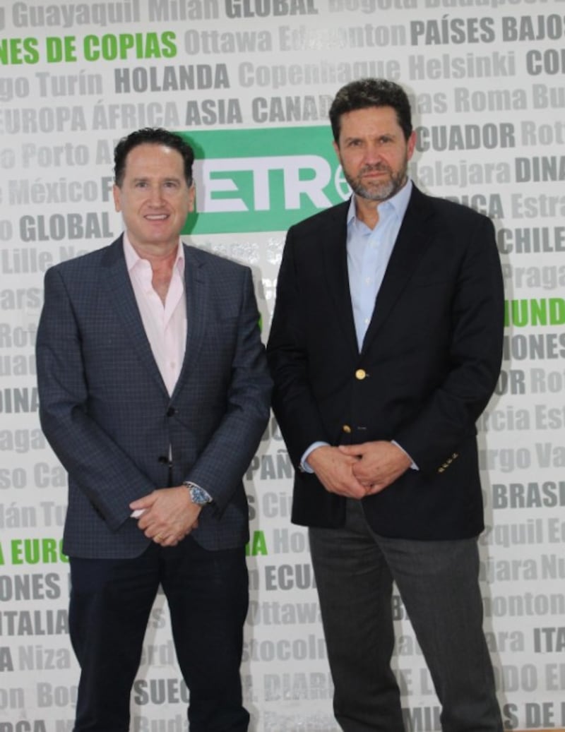 Hernán Cueva, CEO de Metro Ecuador, y Pedro Bustamante, CEO de Humana.