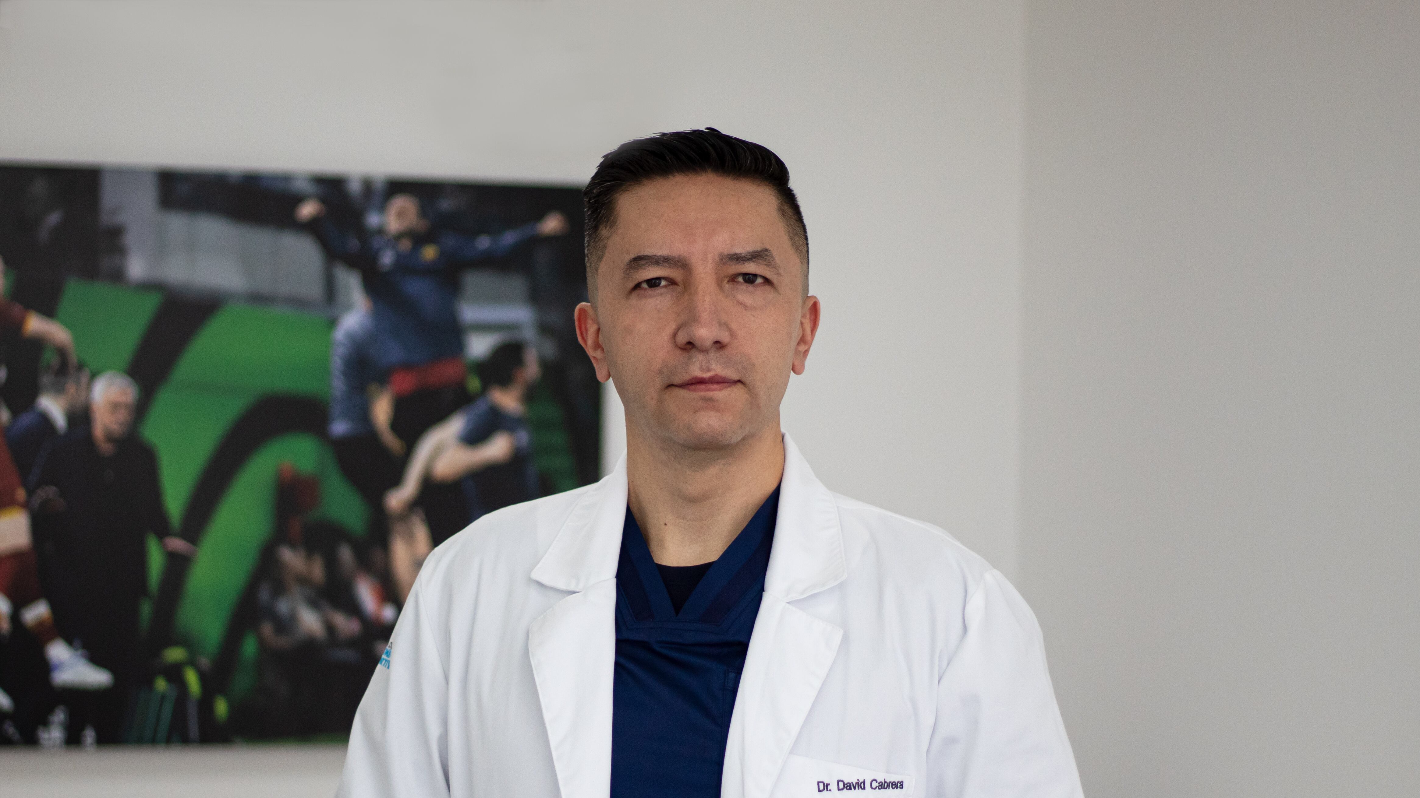 Dr. David Cabrera, especialista de la Clínica de Lesiones Deportivas