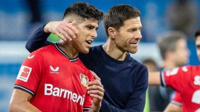 Xabi Alonso y Piero Hincapié en el Bayer Leverkusen