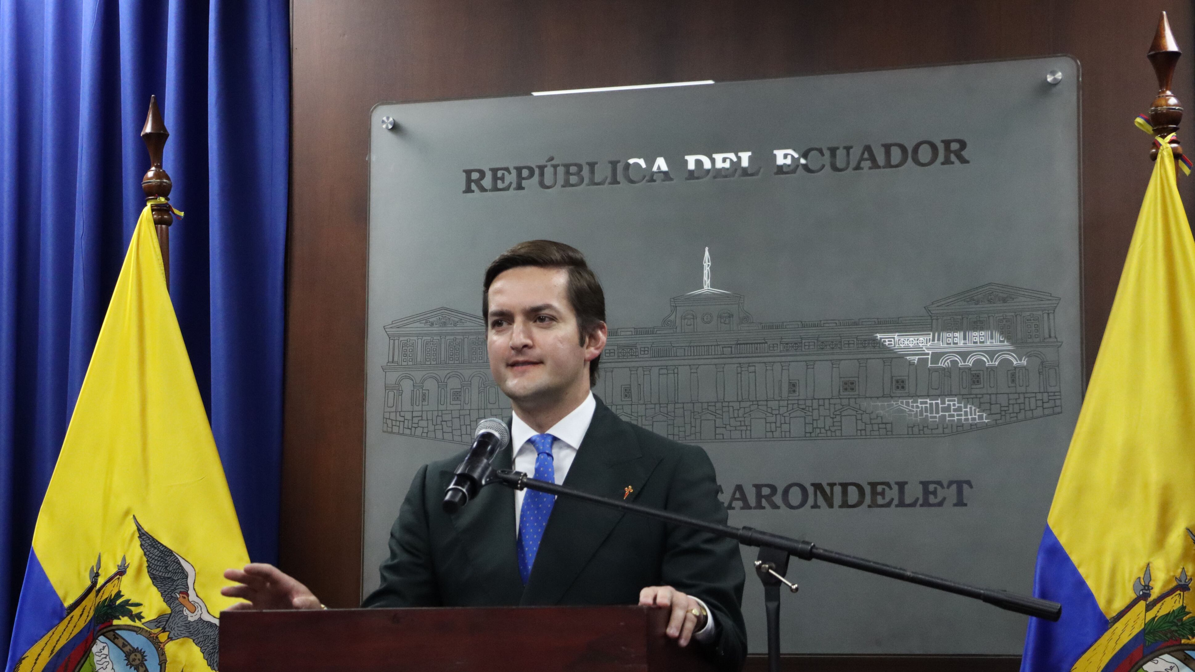 Esteban Torres dijo que sería “nefasto” que Verónica Abad asumiera el poder una vez concluido el periodo de Daniel Noboa.