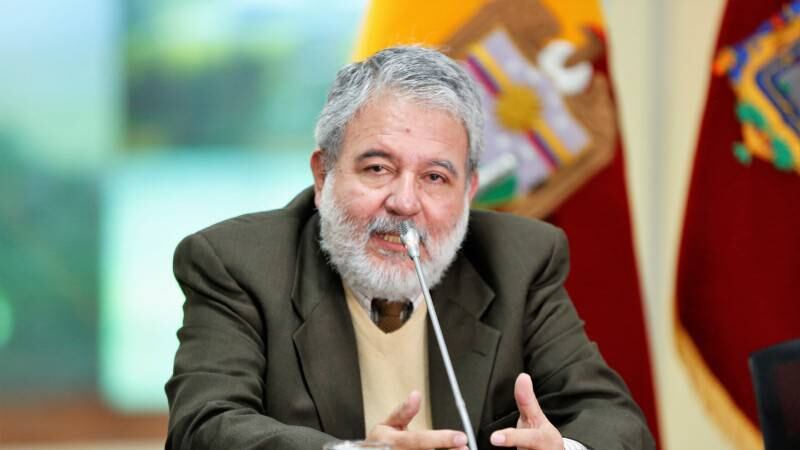 Luis Verdesoto renunció a la Secretaría Anticorrupción