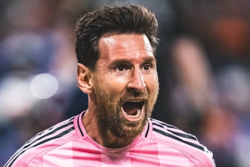 ¿Cuánto cuesta hospedarse en el mismo hotel con Messi en Guayaquil?