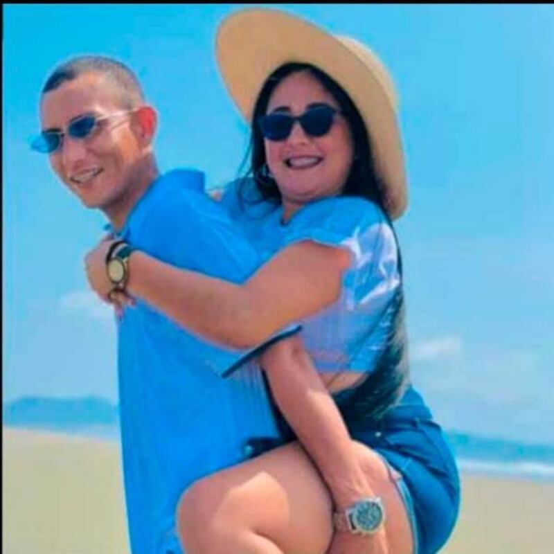 Pareja asesinada en San Vicente