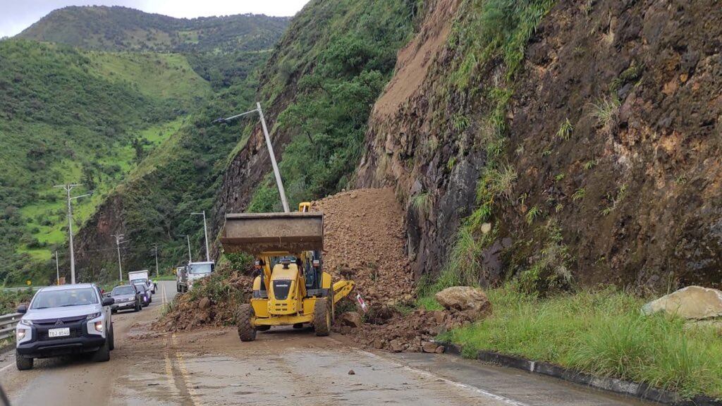 Vía Cuenca- Molleturo-El Empalme