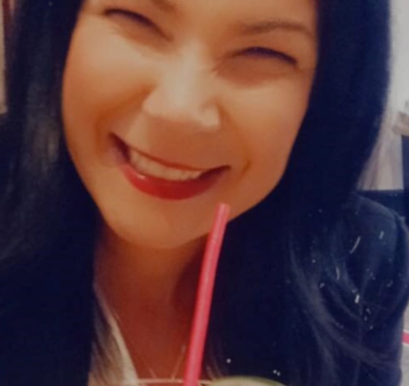 Amanda Muir fue condenada por fingir cáncer para estafar pensión