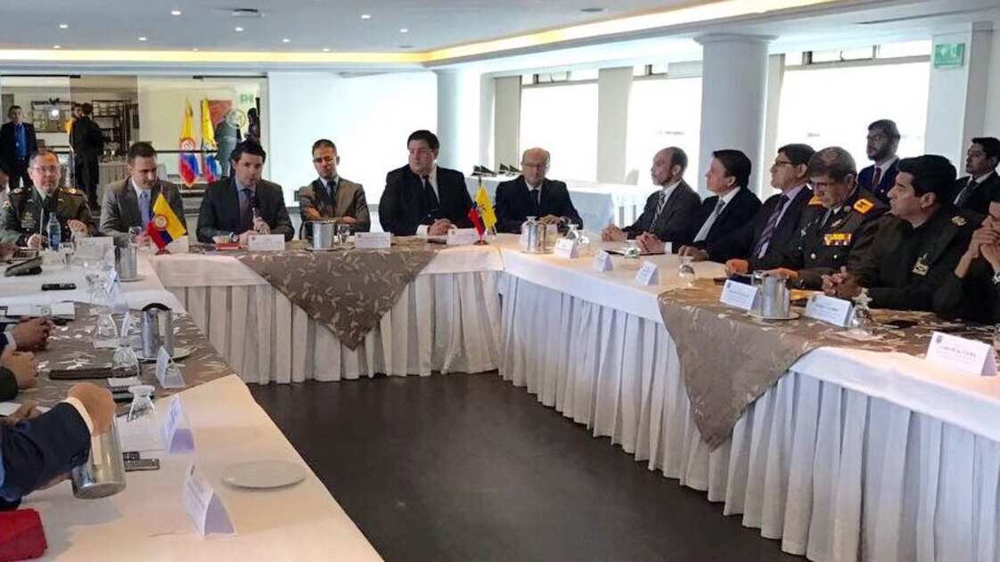 Reunión de Viceministros de Seguridad y Defensa para aprobación de POA 2017/Twitter @Riesgos_Ec