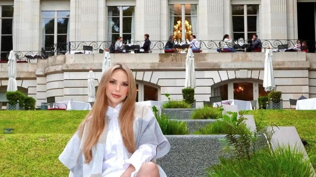 Ecuador se rinde ante el cumpleaños 42 de Erika Vélez, el amor platónico de todos