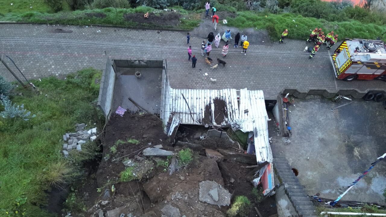 Dos viviendas afectadas tras el deslizamiento de tierra en el sector de Cotocollao