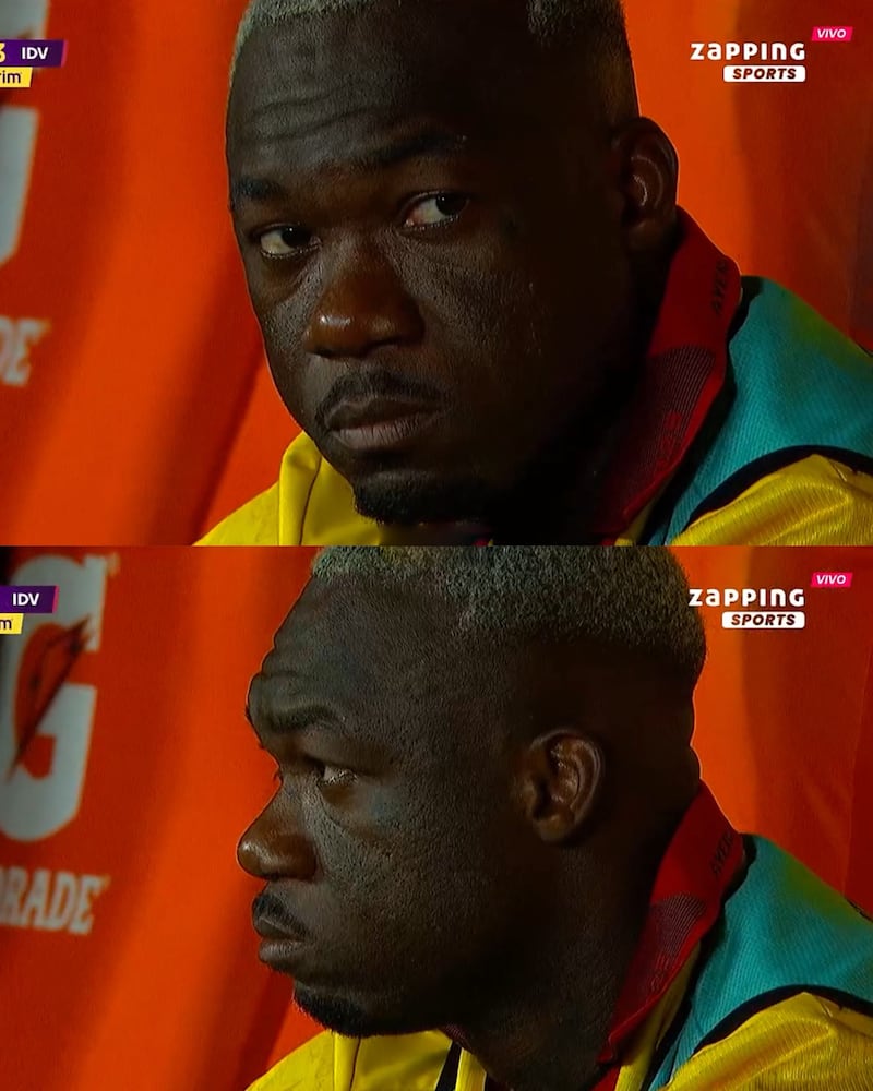 Felipe Caicedo en la banca con el Barcelona SC