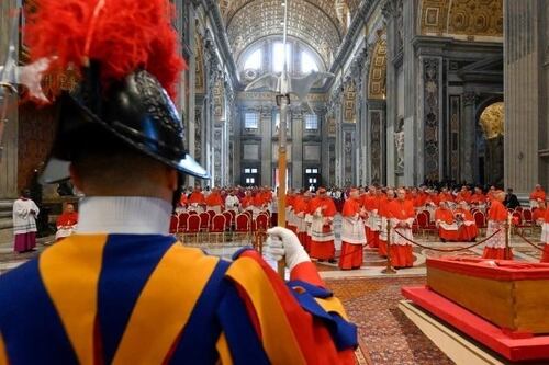 50 jefes de Estado y 10 reyes asistirán al funeral de Francisco