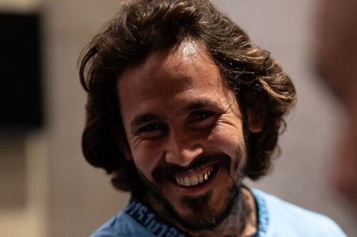 ¿El cabello largo es un mal augurio para la pelea de Chito Vera?