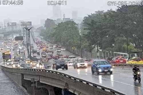 Guayaquil soporta lluvias y tormenta extrema por más de 8 horas