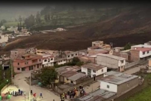 Tragedia en Alausí: varios cuerpos se han levantado tras el deslave que enterró decenas de viviendas