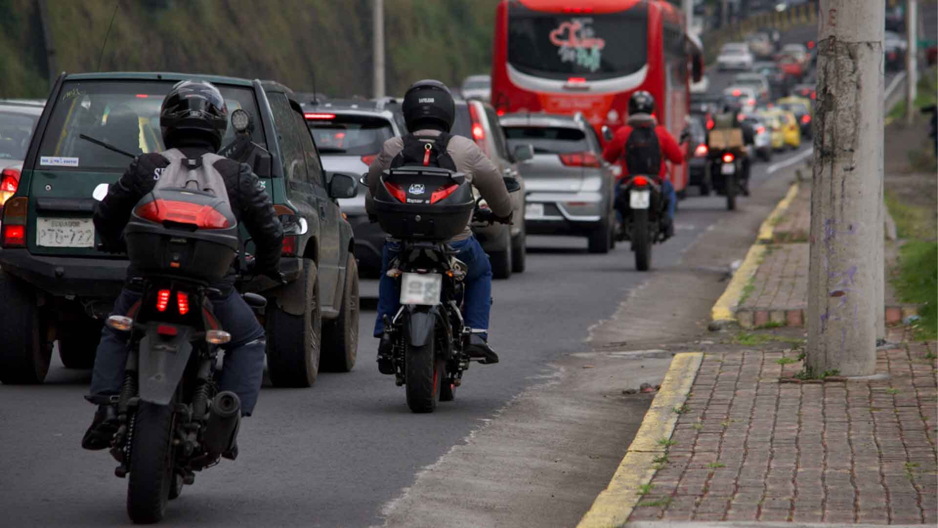 Autopista General Rumiñahui - Quito