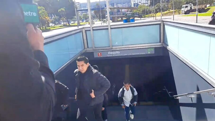 Molestia por el servicio del Metro de Quito