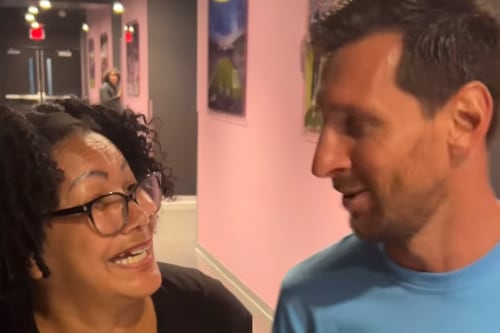 Mujer pierde su trabajo por pedir un saludo a Lionel Messi