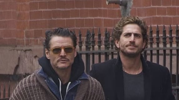 La naturalidad con la que el actor se mostró en público llamó la atención de sus seguidores.