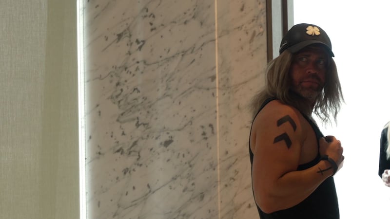 Hidden War (Guerra Oculta)