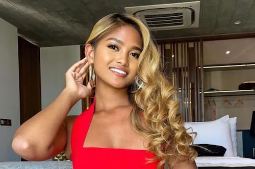 Modelo de OnlyFans afirma que un vídeo filtrado y un caso de chantaje impulsaron su carrera; ahora gana más de USD 65.000 al mes