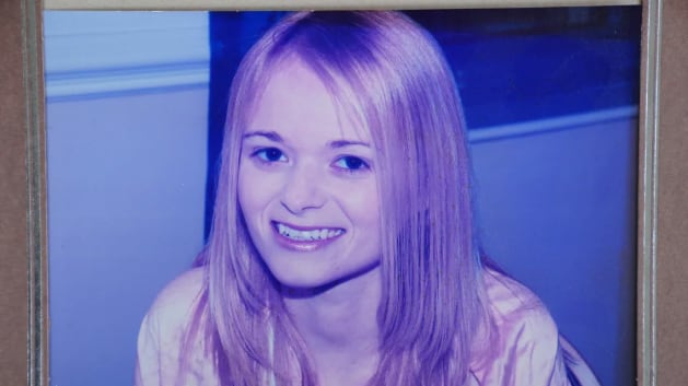 Investigan a médicos y enfermeras tras la muerte de una mujer por presunta sobredosis de paracetamol en Reino Unido