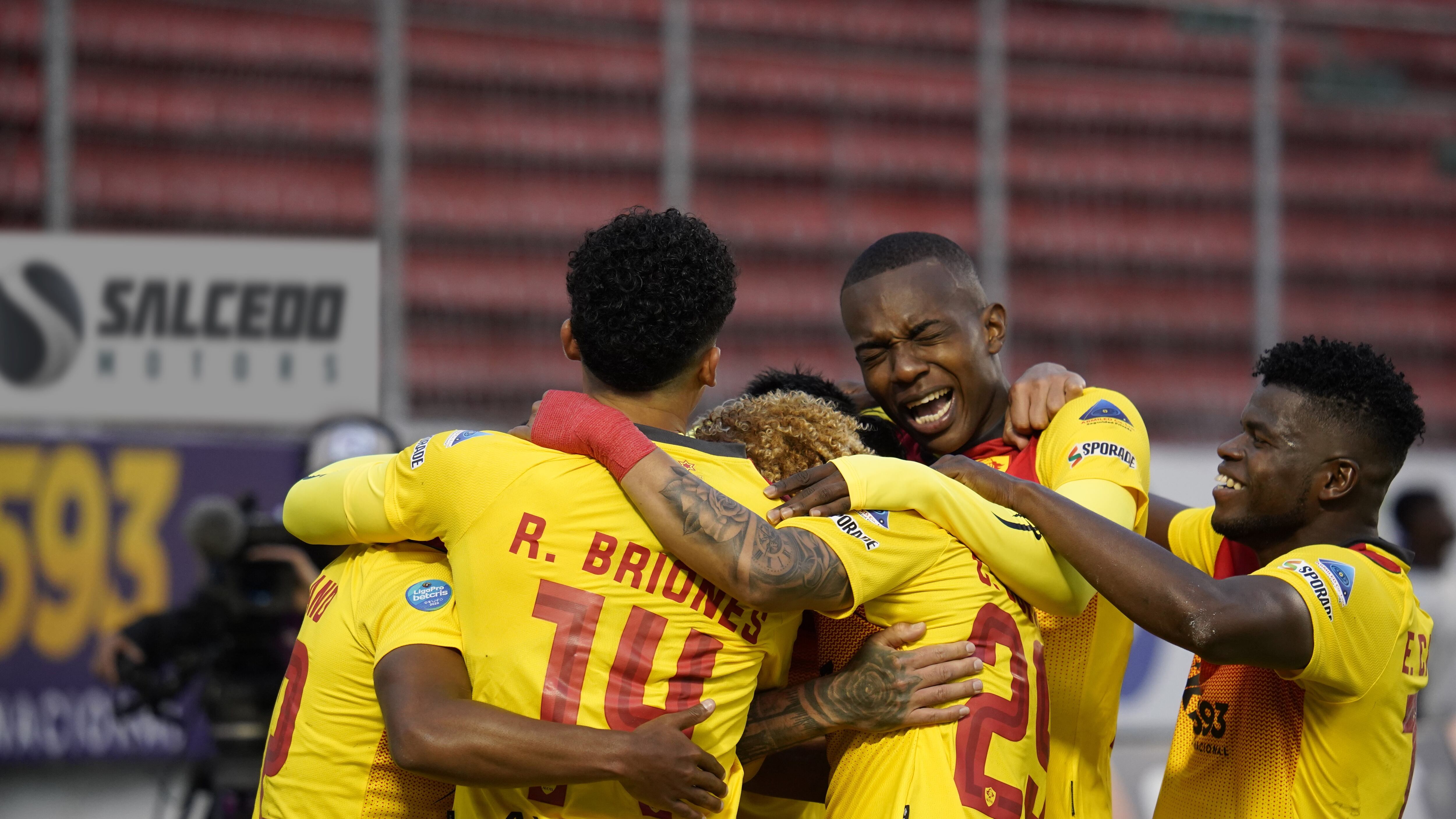 Mantiene una racha de victorias en su estadio