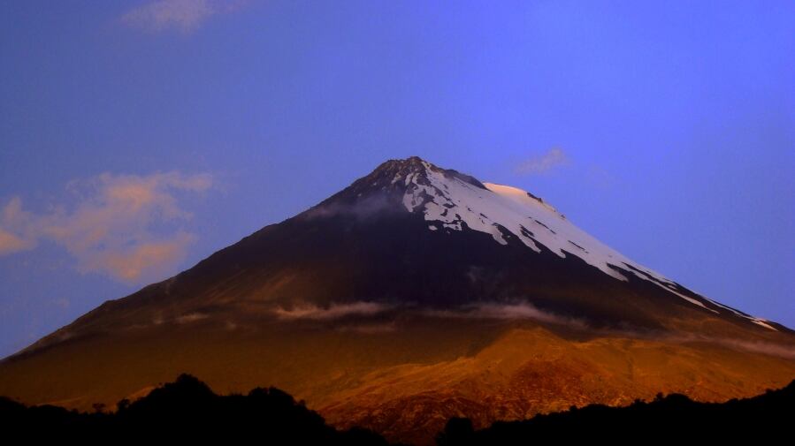 "La primer actividad del volcán Sangay se remonta a 1628".