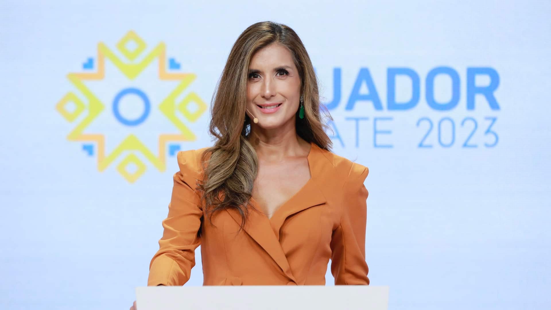 Ruth Del Salto, moderadora del debate presidencial entre Daniel Noboa y Luisa González