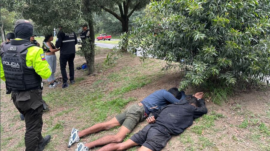 Un ciudadano murió apuñalado tras riña por el intercambiador de Carcelén, al norte de Quito.