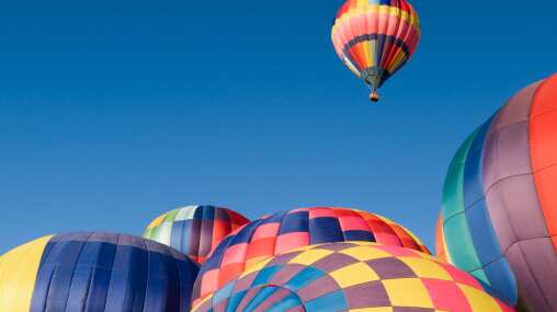 Globos aerostáticos en la Mitad del Mundo