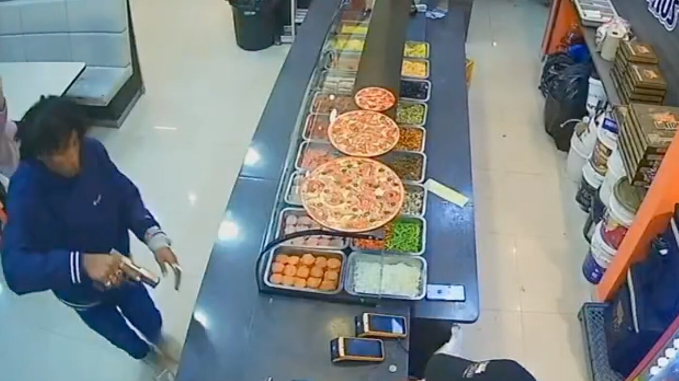 Violento asalto a pizzería sucedió en el sur de Quito