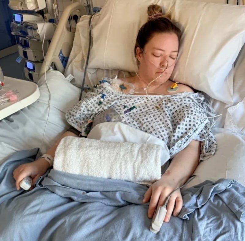 Pensó que era intolerancia a la lactosa, pero tenía cáncer: el caso que alerta sobre síntomas ignorados