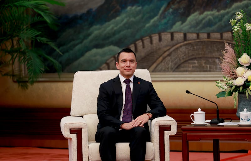 Daniel Noboa mantuvo una reunión con Zhao Leji, presidente del Comité Permanente de la Asamblea Popular Nacional de China