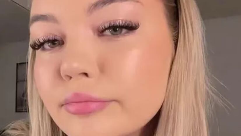 Mujer quiso hacerse un tatuaje oculto, pero la idea salió mal