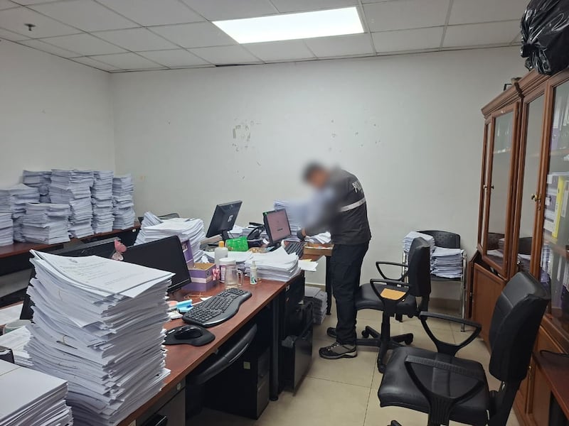 Funcionarios judiciales cobraban por agilizar trámites: así operaba la red de corrupción en citaciones en Quito. Foto: Policía Nacional