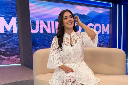 Alejandra Proaño se despidió de Ecuavisa entre lágrimas: “Más que amigos, me llevo a mis hermanos”