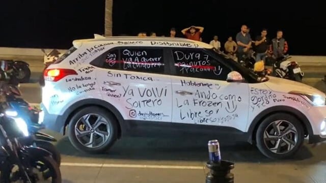 Mujer pintó la camioneta de su pareja tras descubrir infidelidad