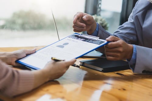 ¿Cómo sacar un certificado de no tener impedimento para ejercer cargo público?