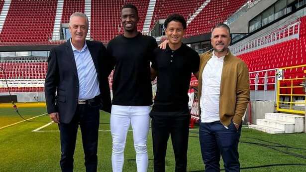 Alfaro viajó a Inglaterra y Bélgica a ver algunos jugadores para la Tri.