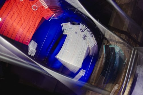 Adidas presenta las nuevas camisetas visitantes rumbo al Mundial 2026