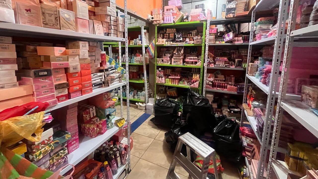 Cosméticos falsos en el sur de Quito