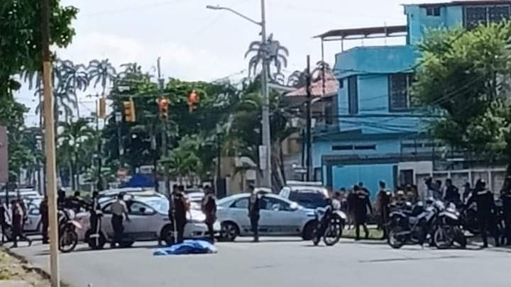 Abatieron a ladrón en el barrio Centenario, sur de Guayaquil cuando intentaba robar una bodega
