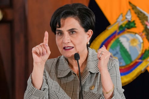 Gabriela Sommerfeld renuncia a la Cancillería de Ecuador y revela sus razones