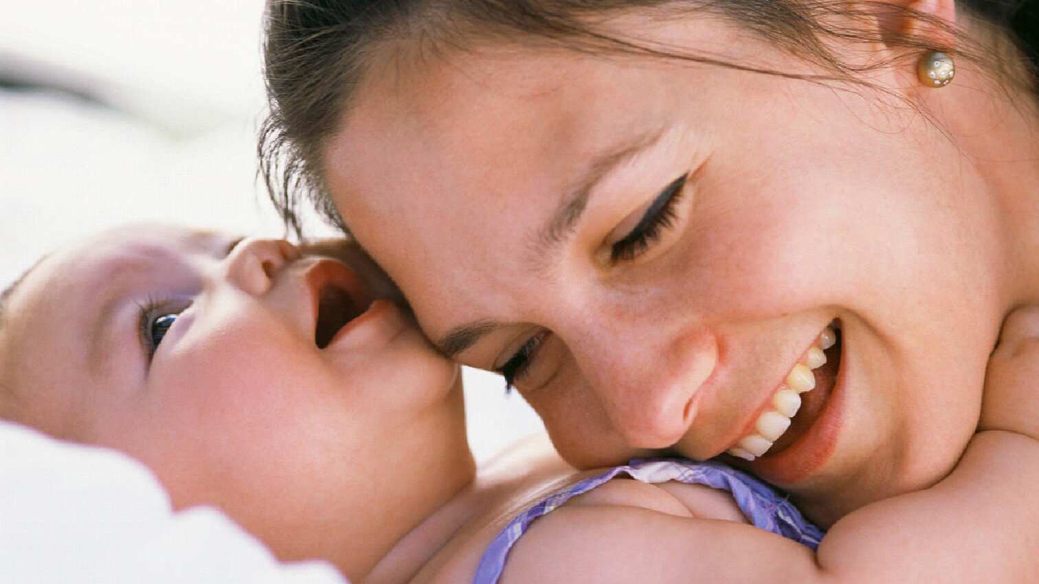 bebe mamá inteligencia