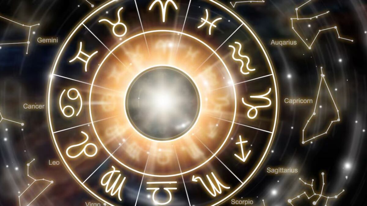 La Luna Nueva trae una lección karmica para 5 mujeres del zodiaco