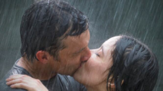 Día del Novio: por qué se regalan flores azules el 03 de octubre