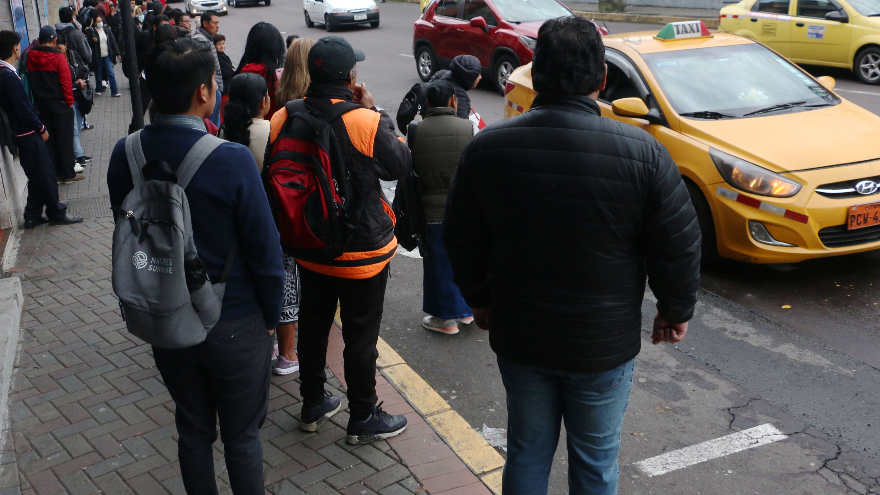 Quito, martes 5 de mayo del 2026
Transportistas racionalizaron sus frecuencias de recorridos en la ciudad de Quito
Foto:API/Rolando Enríquez