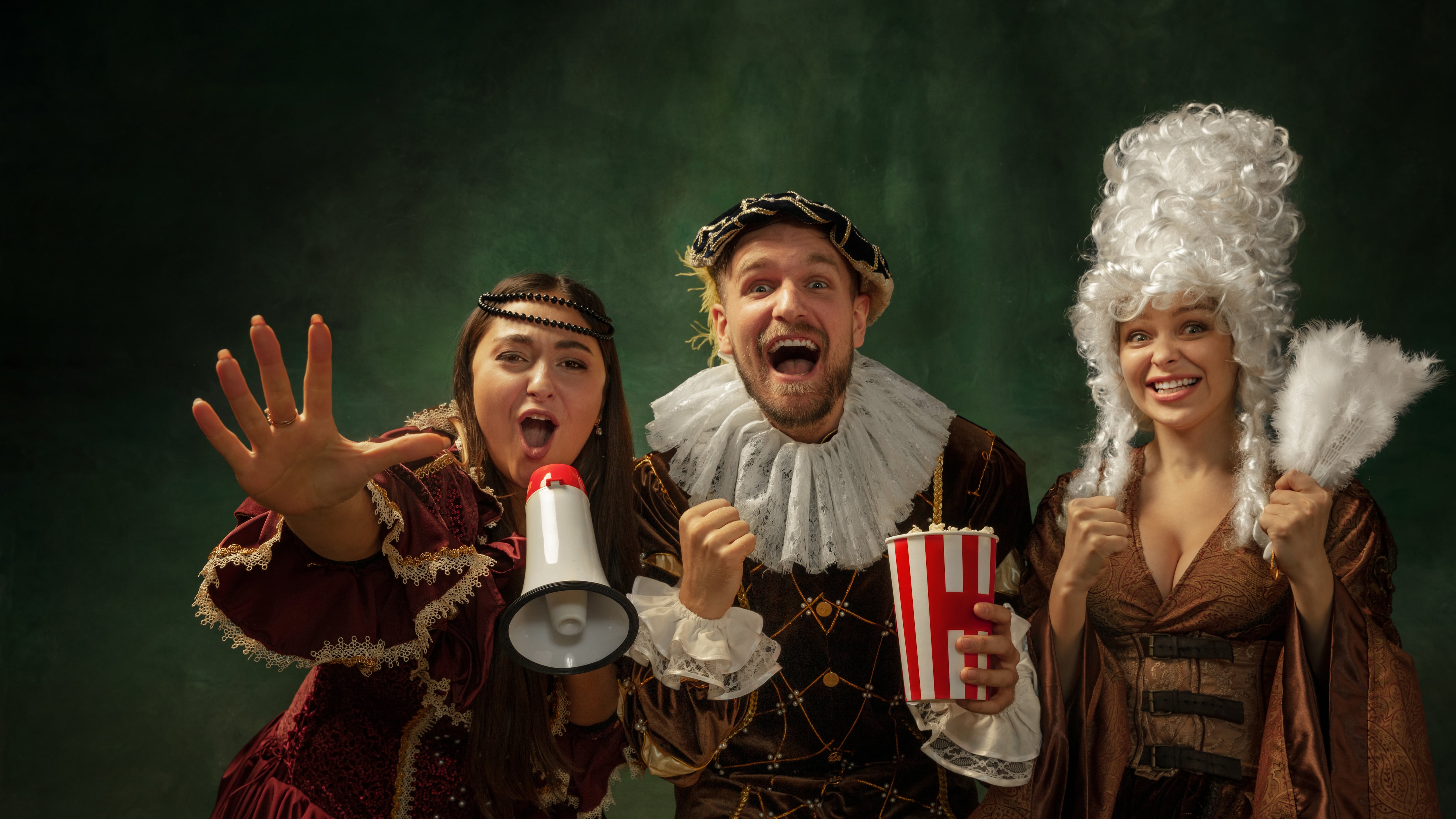 Roberto Manrique, Mónica Aguirre y Scarlett Zúñiga protagonizan "La Fórmula", una pieza de drama y suspenso que se estrena este fin de semana en Sala La Bota como parte de la oferta estelar para el público adulto.