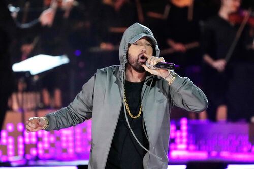 Eminem demanda a Meta por 109 millones de dólares por derechos de autor