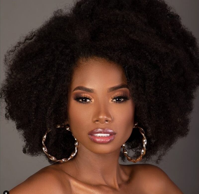 Nayelhi González, Miss Ecuador