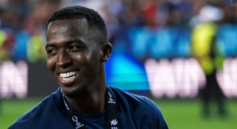 Willian Pacho está nominado al mejor equipo del The Best.